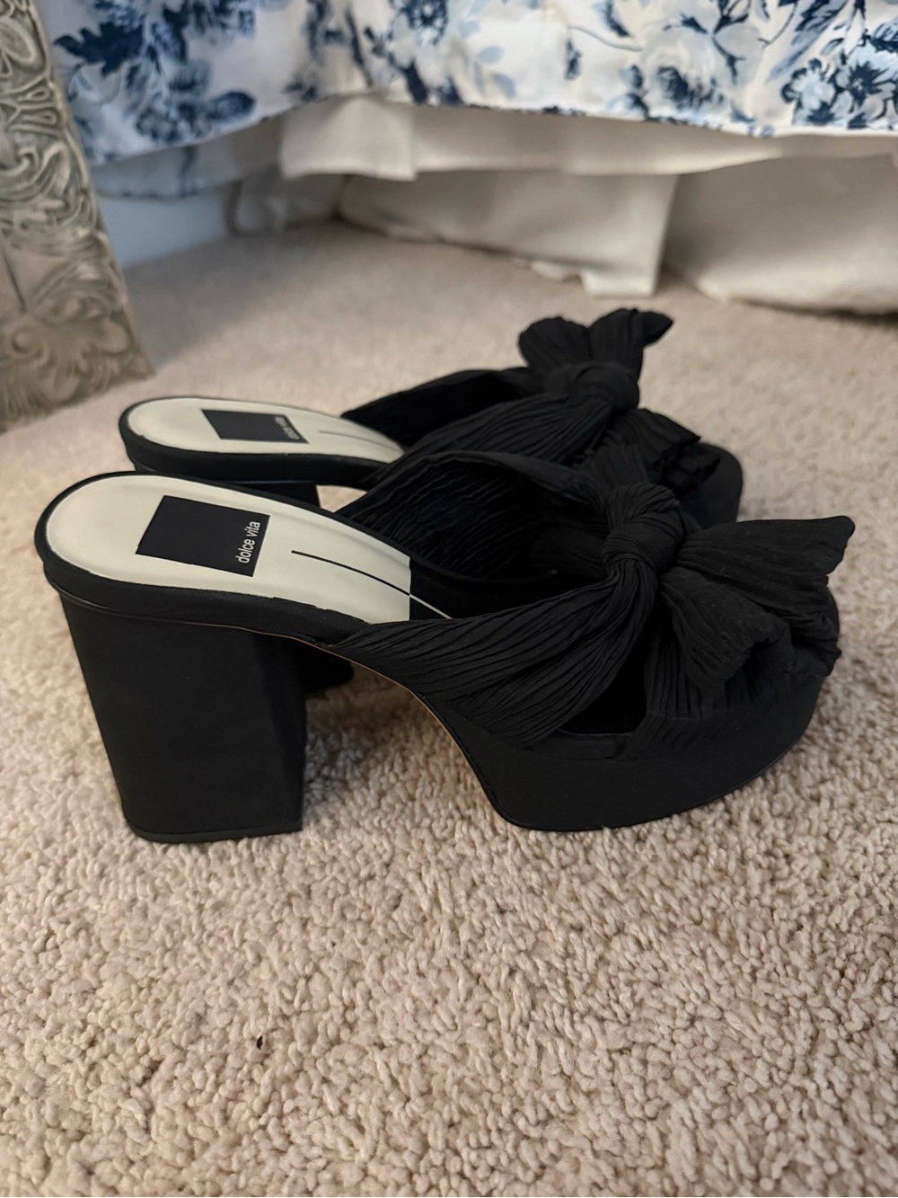 Dolce Vita Black Platform Knot Block Heel Sandals